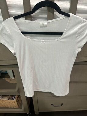 Abercrombie & Fitch White Scoop Neck Ribbed Short Sleeve Tee